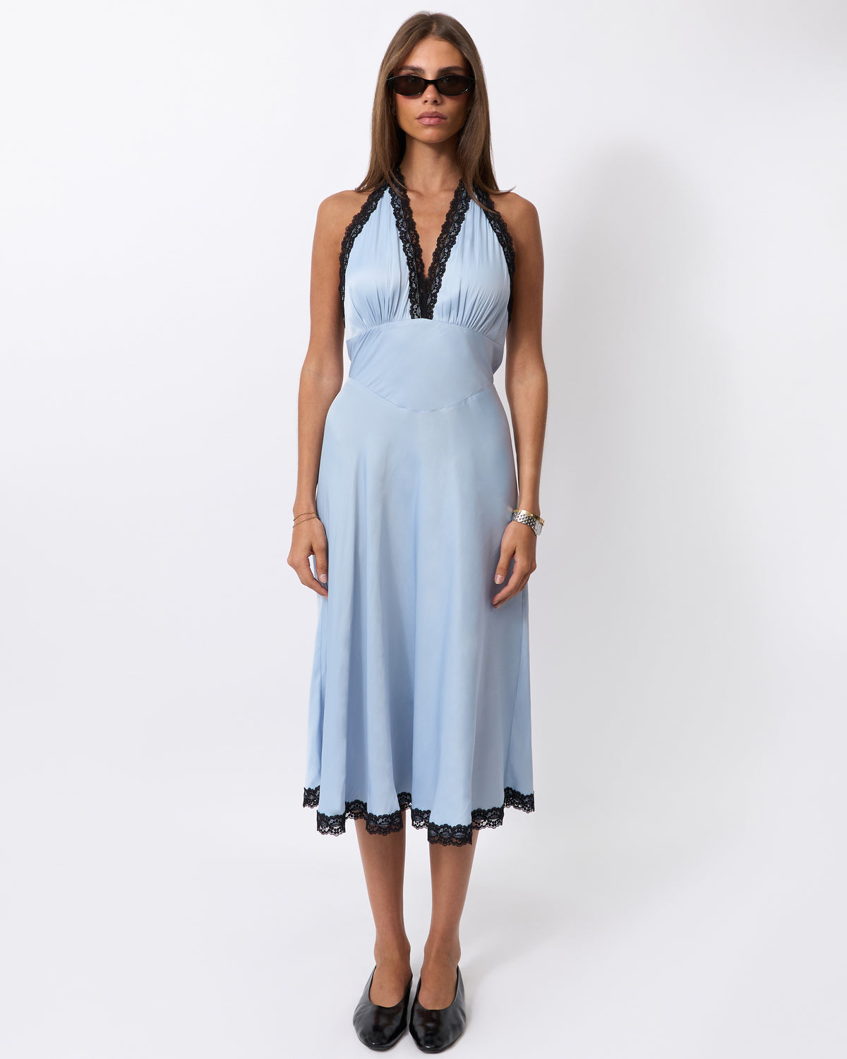 [Cashmere Blue] - Model