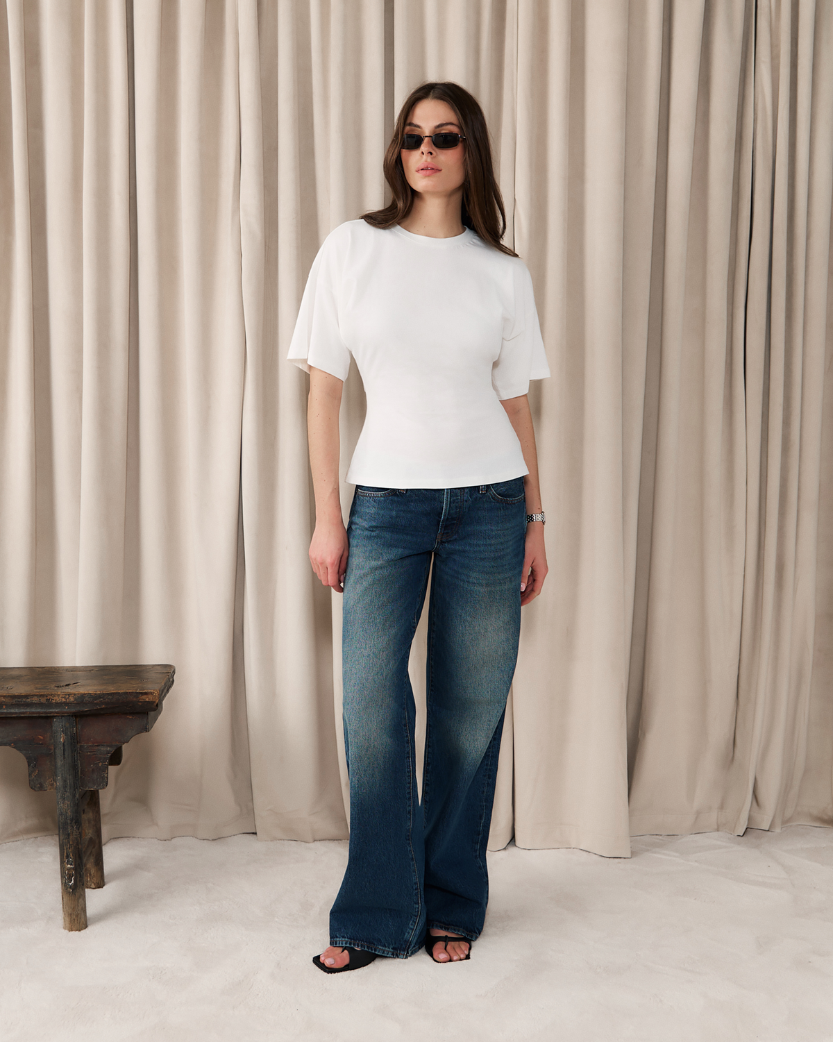 [White] - Model